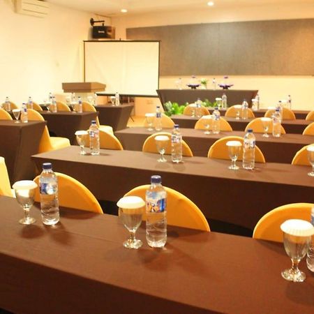 Liras Hotel Syariah Pulupanda 외부 사진