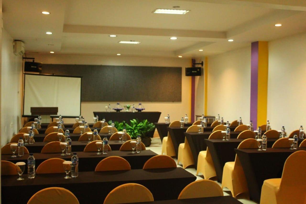 Liras Hotel Syariah Pulupanda 외부 사진